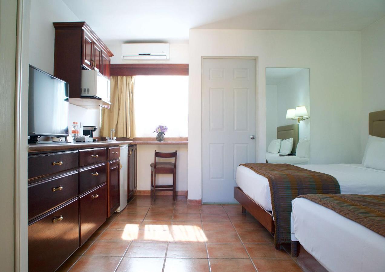 Best Western Saltillo Exterior photo