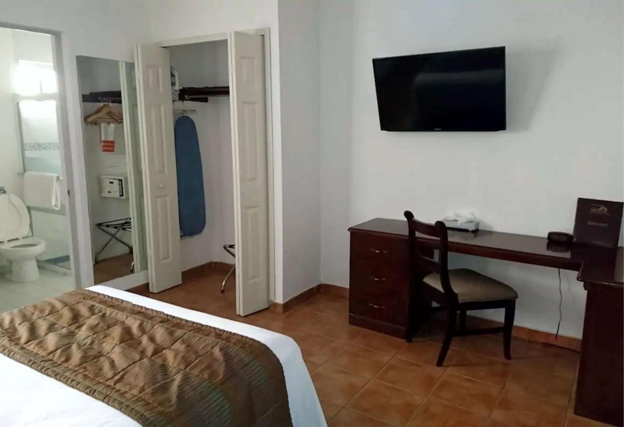 Best Western Saltillo Exterior photo