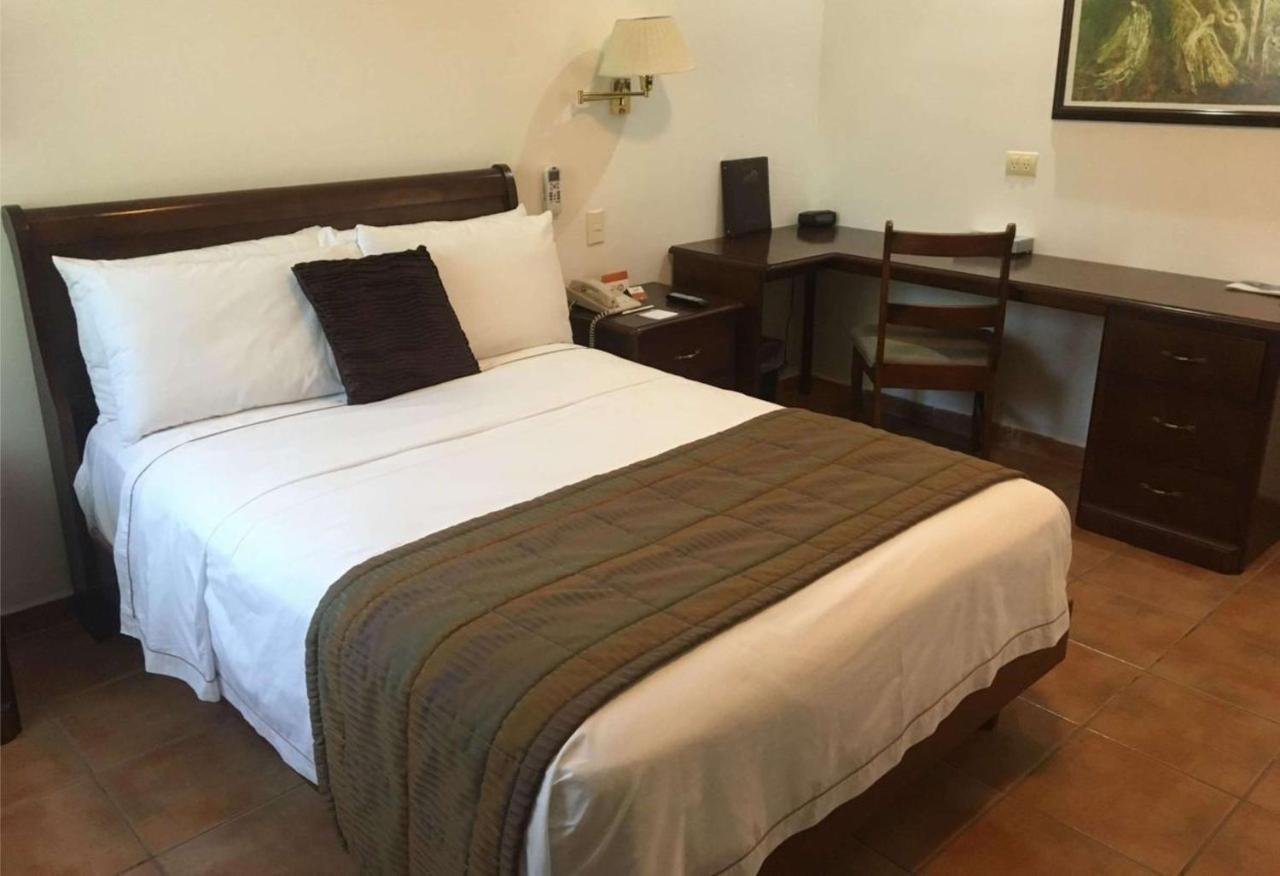 Best Western Saltillo Exterior photo